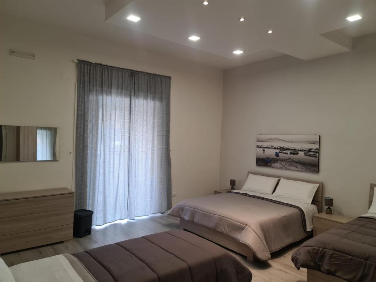 Vanzi Rooms Naples Extérieur photo