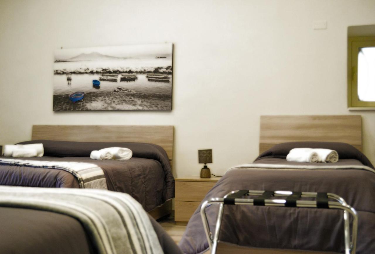 Vanzi Rooms Naples Extérieur photo
