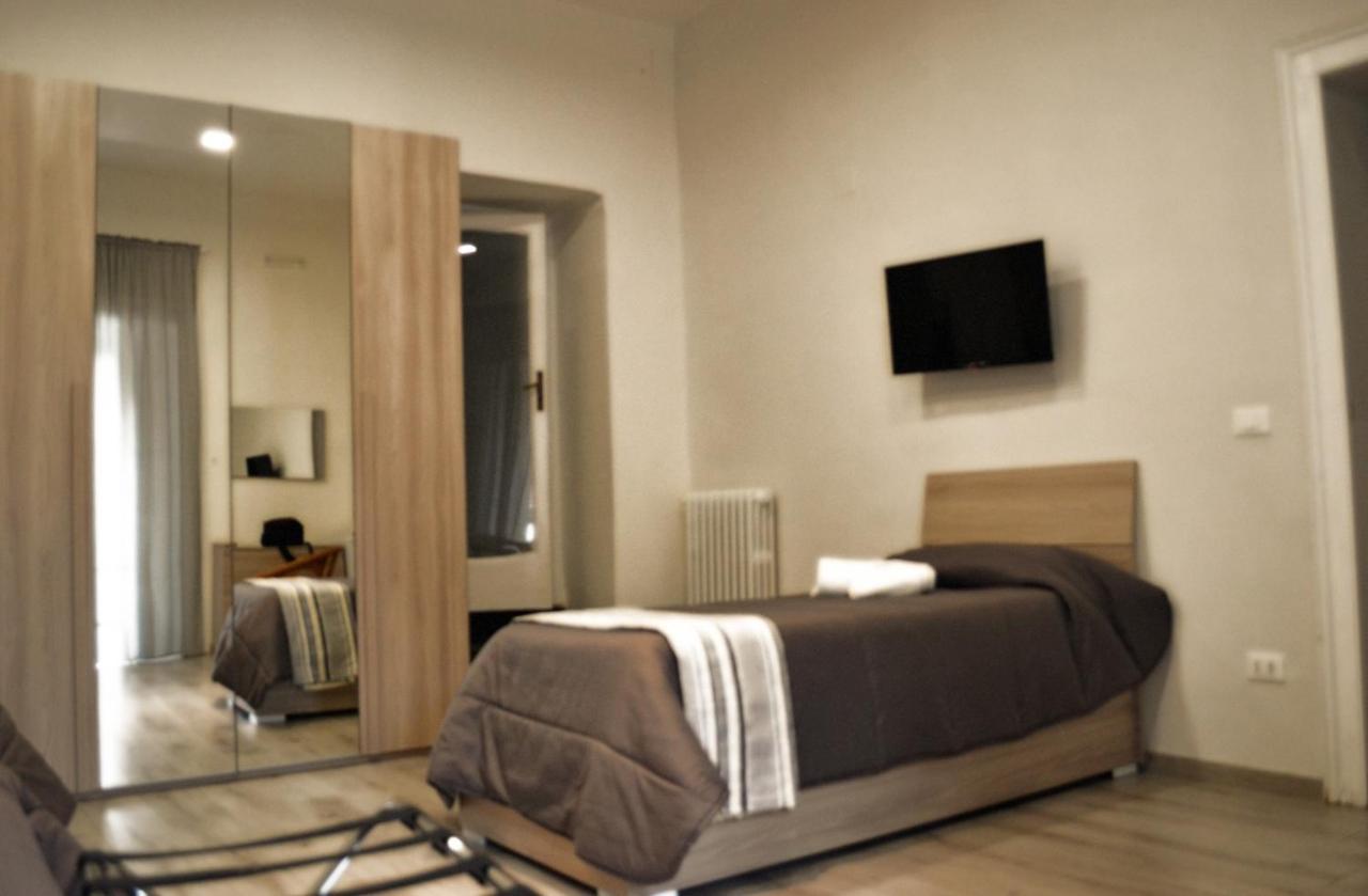 Vanzi Rooms Naples Extérieur photo