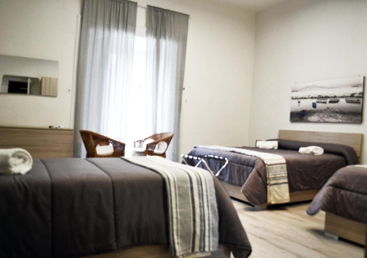 Vanzi Rooms Naples Extérieur photo